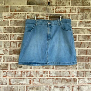 Lee Blue Regular Fit Mid Rise Denim Skort